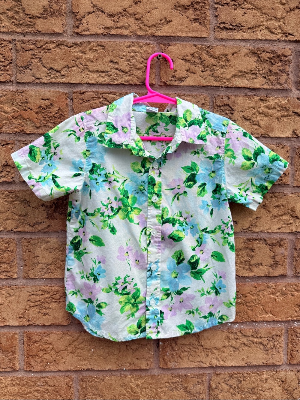 💫10/$25 • Old Navy Multi Floral Printed Poplin Button Down Shirt